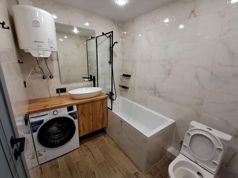 квартира за адресою Залізнична вул., 9