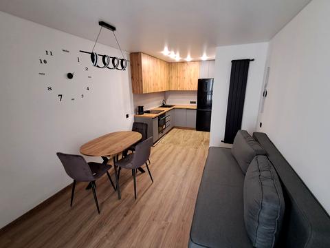 квартира за адресою Залізнична вул., 9