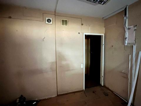 комерційна за адресою Академіка Заболотного вул., 12