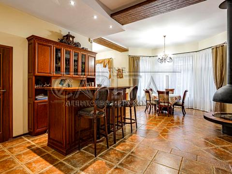 будинок за адресою андрія малишка