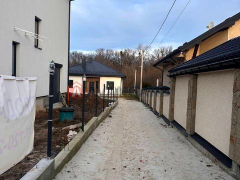 будинок за адресою с. Зимна Вода, Чупринки