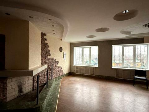 комерційна за адресою Калнишевського вул., 2