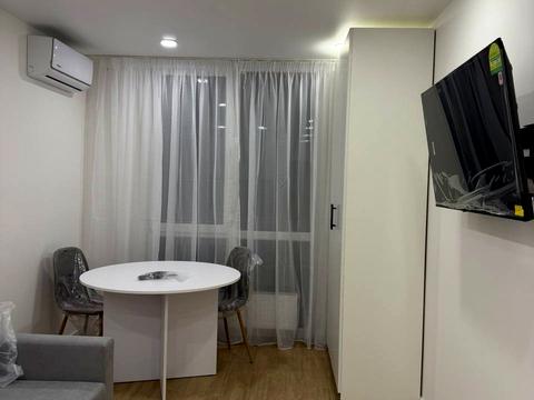 квартира за адресою Олега Мудрака вул. (Генерала Наумова), 1-Б