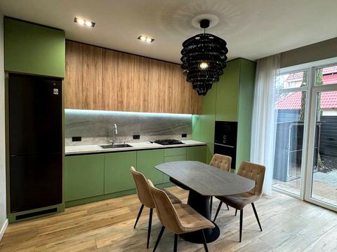 будинок за адресою Івана Карпенка-Карого вул. (Некрасова)