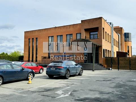 будинок за адресою Молодіжна вул.