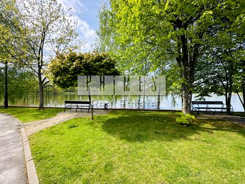 будинок за адресою Молодіжна вул.