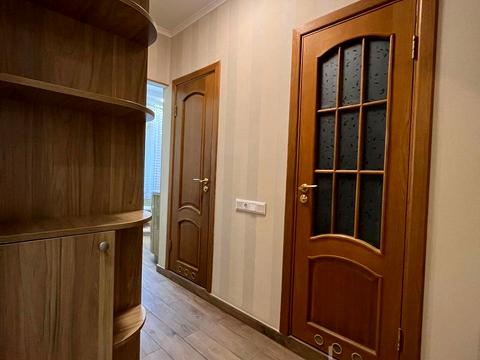 квартира за адресою Ревуцького вул., 18