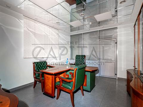 комерційна за адресою Рибальська вул., 13