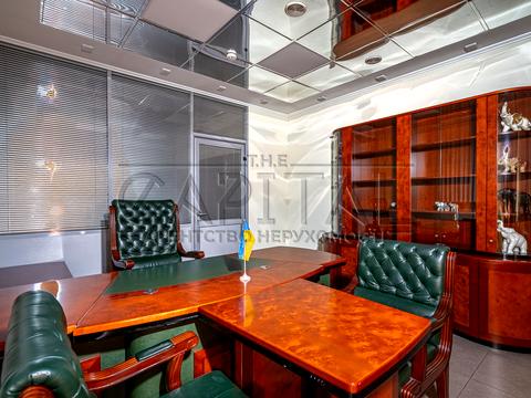 комерційна за адресою Рибальська вул., 13