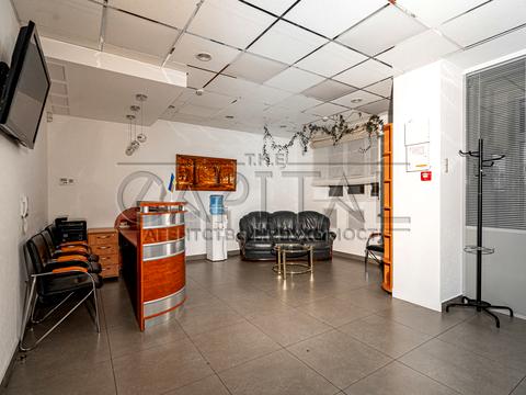 комерційна за адресою Рибальська вул., 13