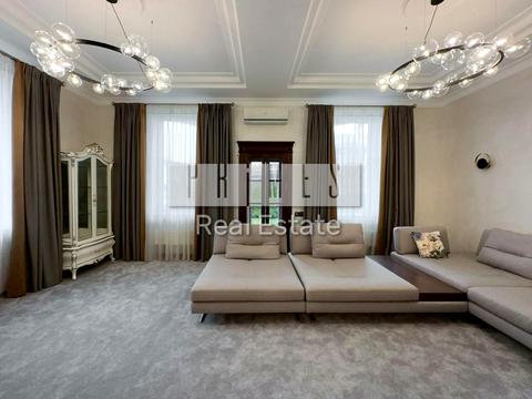 будинок за адресою Київ, Лютнева вул.