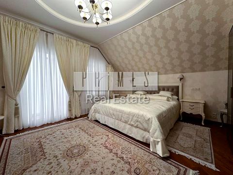 будинок за адресою Київ, Лютнева вул.