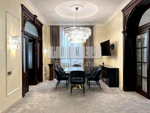 будинок за адресою Київ, Лютнева вул.