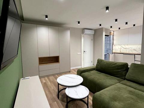 квартира за адресою Залізнична вул., 9