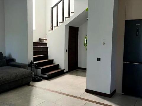 будинок за адресою Київ, Русанівські сади вул.