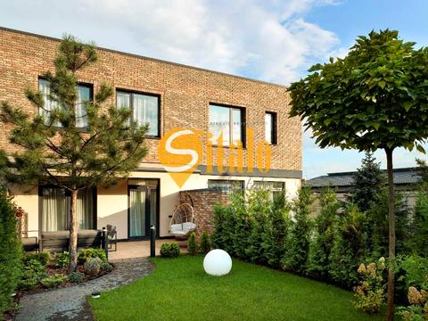 дом по адресу Русанівська