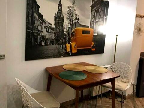 квартира за адресою Михайла Максимовича вул. (Онуфрія Трутенка), 7-А