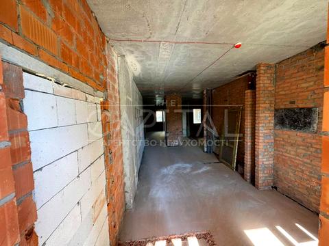 комерційна за адресою Юрія Кондратюка вул., 5