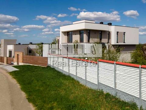 будинок за адресою Паризька вул.