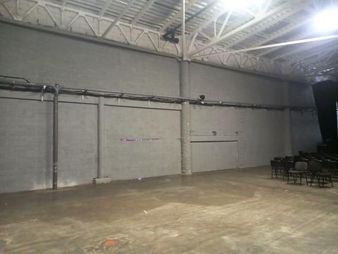 комерційна за адресою Ламана вул., 2