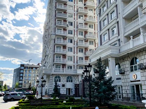 квартира за адресою Михайла Максимовича вул. (Онуфрія Трутенка), (Будинок «Віндзор»)