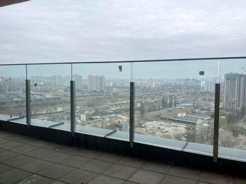 квартира за адресою Причальна вул., 10