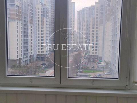 квартира за адресою Київ, Андрія Верхогляда вул. (Михайла Драгомирова), 6-Б