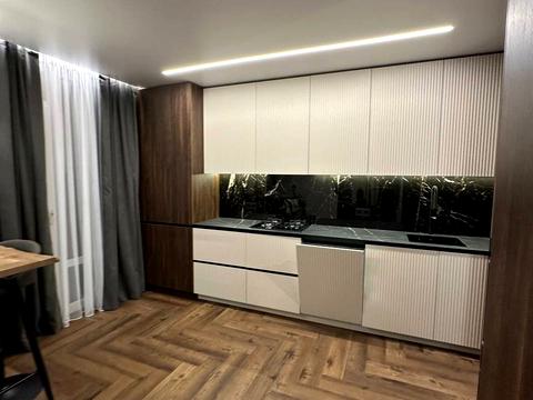 квартира за адресою Юліана Пелеша вул., 3