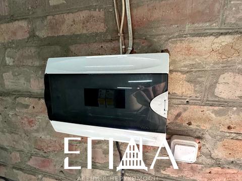 комерційна за адресою Леоніда Каденюка вул. (Пацаєва), 21