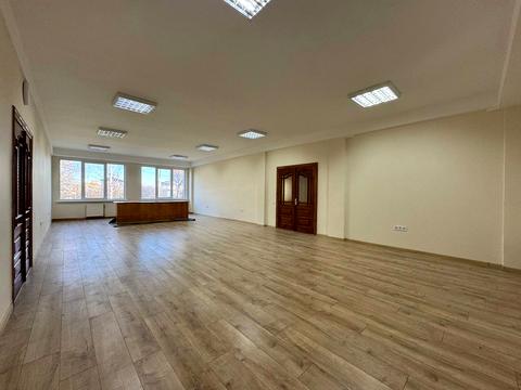 коммерческая по адресу Киевская ул., 20