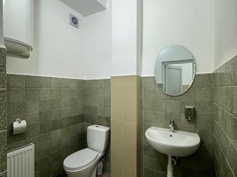 коммерческая по адресу Киевская ул., 20