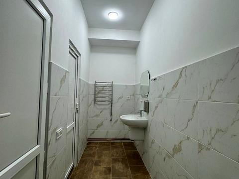 коммерческая по адресу Киевская ул., 20