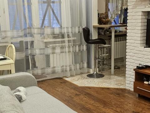 квартира за адресою Дніпро, Богдана Хмельницького просп. (Героїв Сталінграда), 10-Г