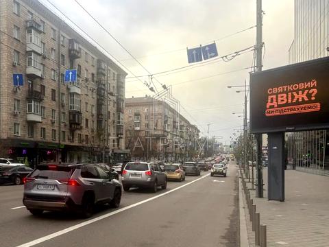 квартира за адресою Велика Васильківська вул. (Червоноармійська), 132