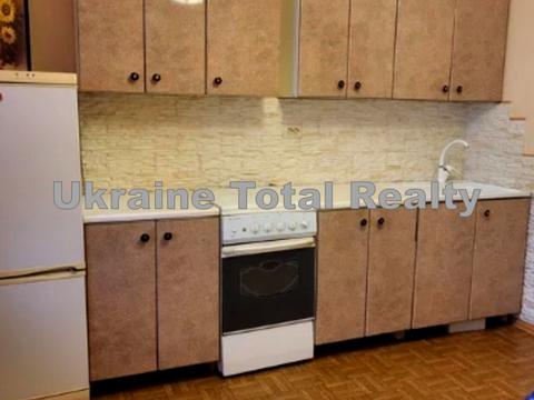 квартира за адресою Вишняківська вул., 19/19