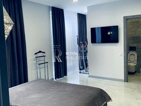 квартира за адресою Миколи Бажана просп., (Будинок 8)