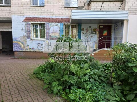 комерційна за адресою Київ, Володимира Івасюка просп. (Героїв Сталінграду), 20-А