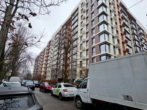 квартира за адресою Левка Лук'яненка вул. (Василя Жуковського), 16, 18, 20, 24