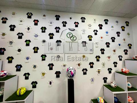 коммерческая по адресу Ивана Дзюбы ул. (Сімʼї Сосніних), 3