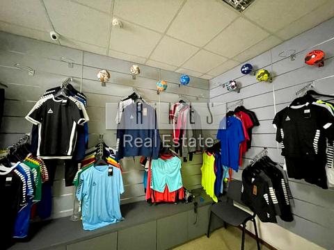 коммерческая по адресу Ивана Дзюбы ул. (Сімʼї Сосніних), 3