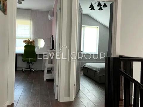 будинок за адресою Русанівські сади вул.