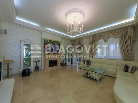 будинок за адресою Богатирська вул.