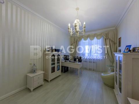 будинок за адресою Богатирська вул.