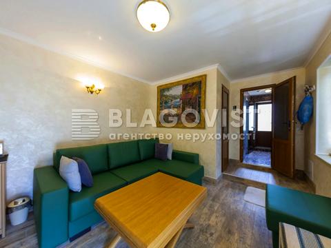 будинок за адресою Богатирська вул.