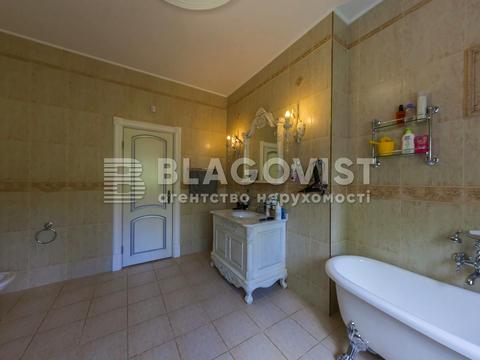 будинок за адресою Богатирська вул.