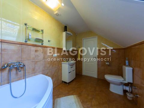 будинок за адресою Богатирська вул.