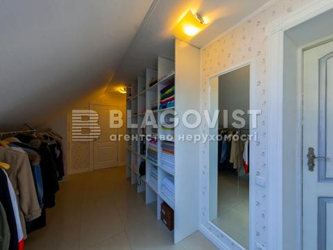 будинок за адресою Богатирська вул.