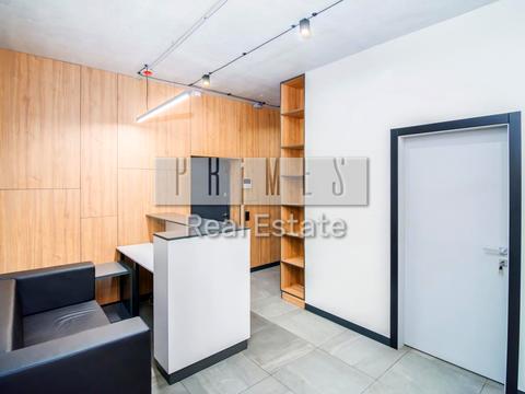 комерційна за адресою Саксаганського вул., 37-К