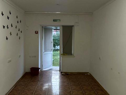 комерційна за адресою Київська, 6