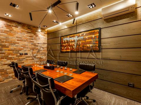 коммерческая по адресу Кловський узвіз, 7